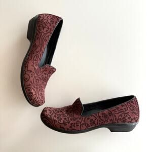 Dansko Olivia Claret Emboss Nubuck Round Toe Comfort Loafer Shoes EU 40 US 9 9.5